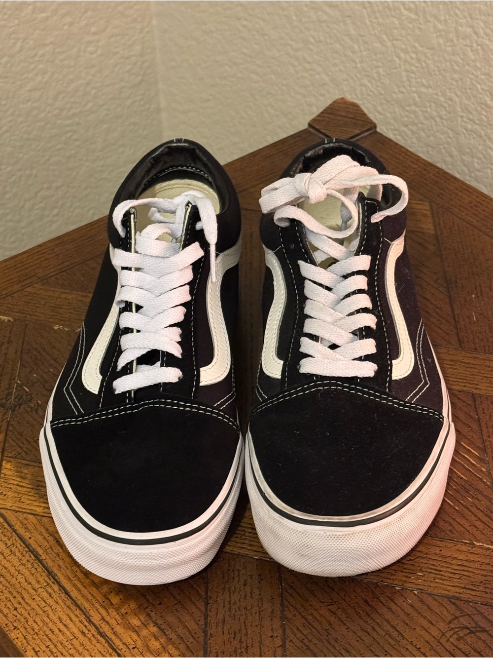 Vans Old Skool Black and White Skate Sneakers - Men 8.5 / Women 10